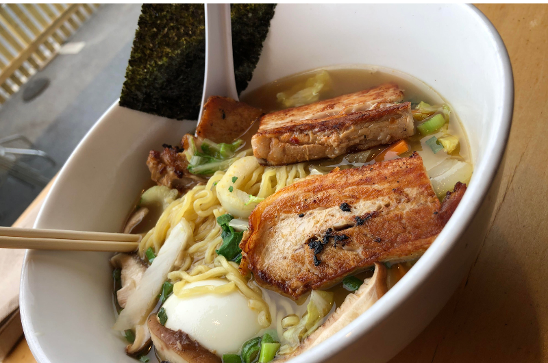 A picture of a meal that I eat as a model : ramen with protein 