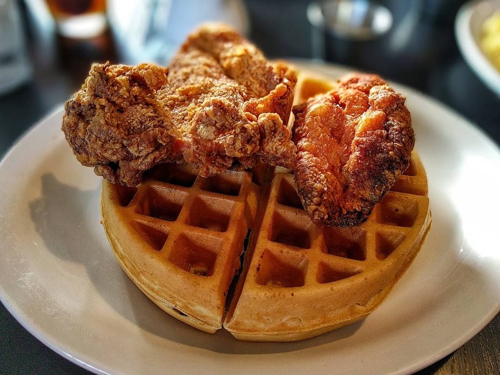 A plate of chicken+waffles at The Roost in Stone Ridge.